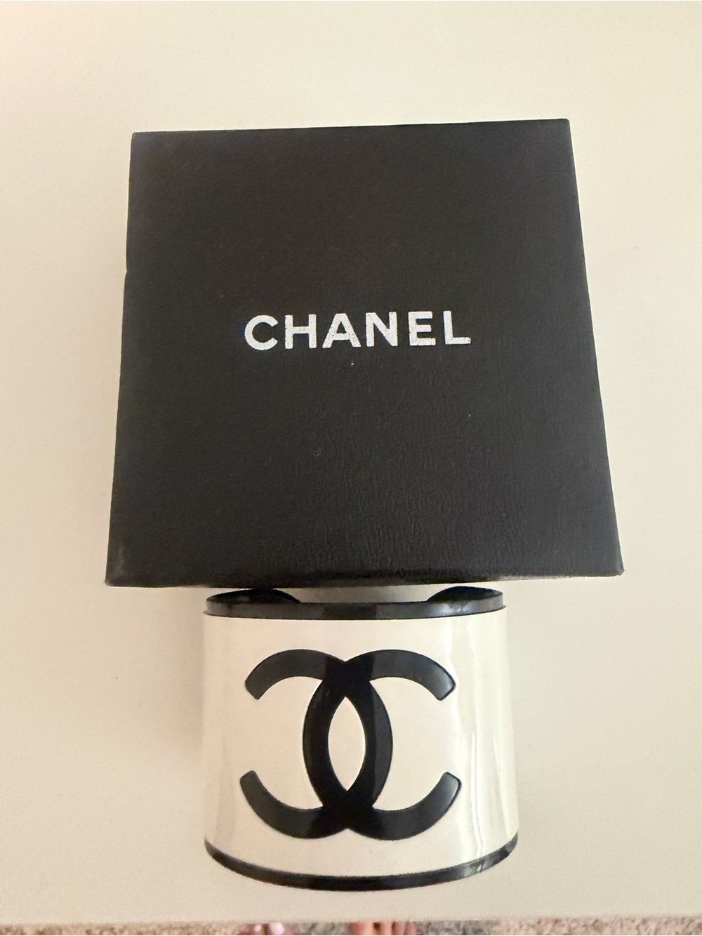 Black & White Double C Bracelet